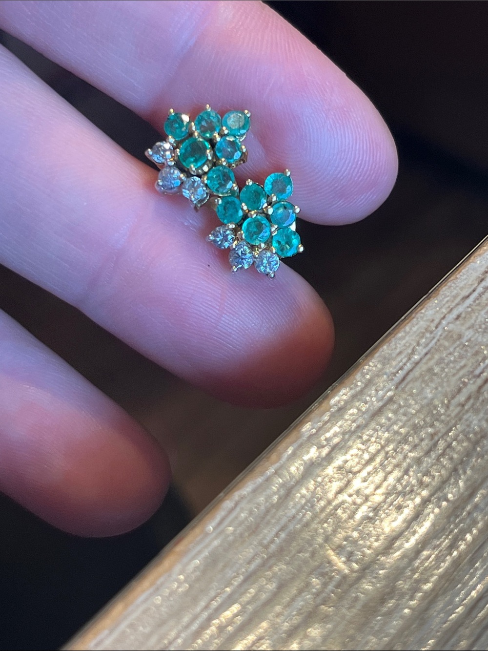 14kt diamond Emerald Green Floral Cluster Stud Earrings - - Picture 5 of 8